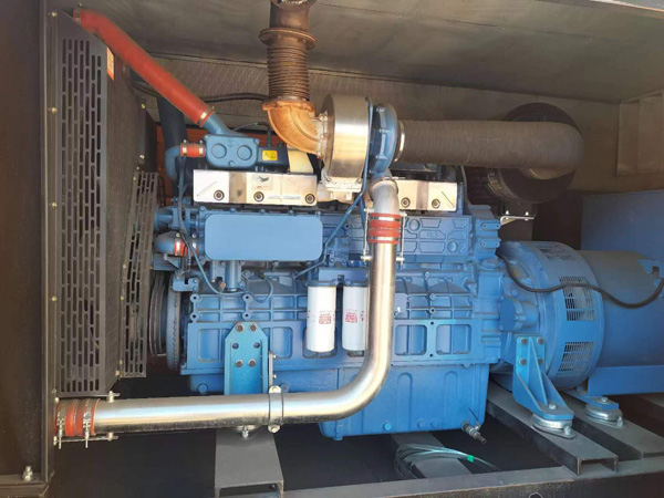 普定柴油发电机组一般有几种电压输出？