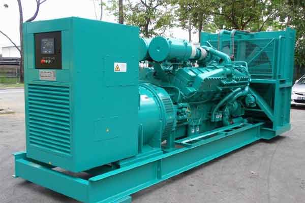 普定柴油发电机组电压不稳定怎样维修？