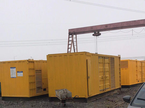 普定100kw柴油发电机组每小时油耗？